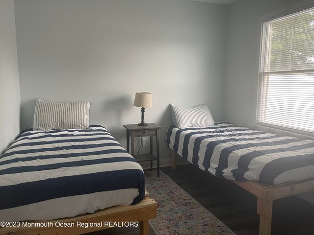 3136 Hiawatha Avenue, Point Pleasant, NJ 08742