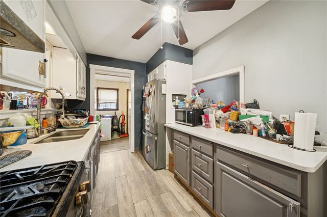 632 Penn Ave, Midland Boro, PA 15059