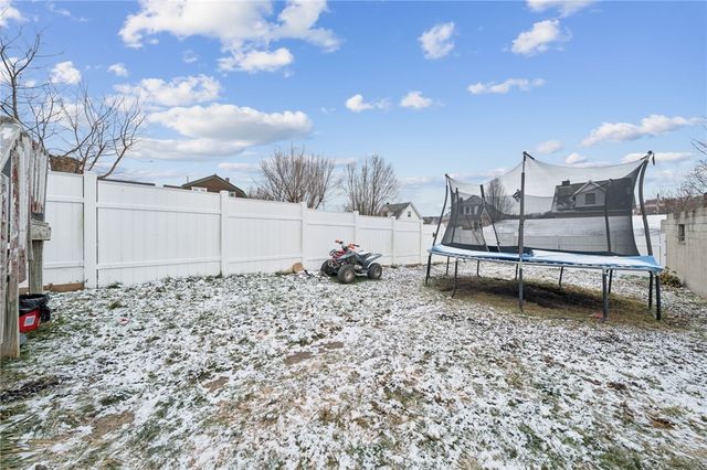 632 Penn Ave, Midland Boro, PA 15059