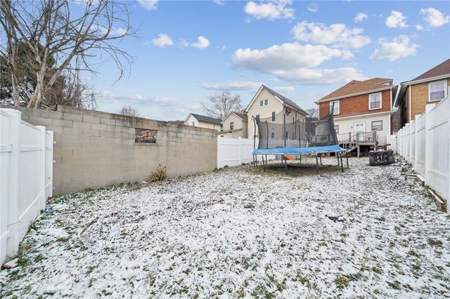 632 Penn Ave, Midland Boro, PA 15059