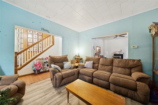 632 Penn Ave, Midland Boro, PA 15059