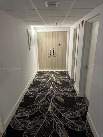 9350 W Bay Harbor Dr 5C, Bay Harbor Islands, FL 33154