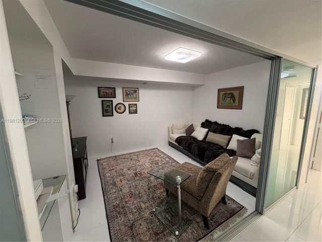 9350 W Bay Harbor Dr 5C, Bay Harbor Islands, FL 33154