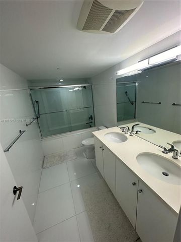 9350 W Bay Harbor Dr 5C, Bay Harbor Islands, FL 33154