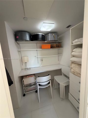 9350 W Bay Harbor Dr 5C, Bay Harbor Islands, FL 33154