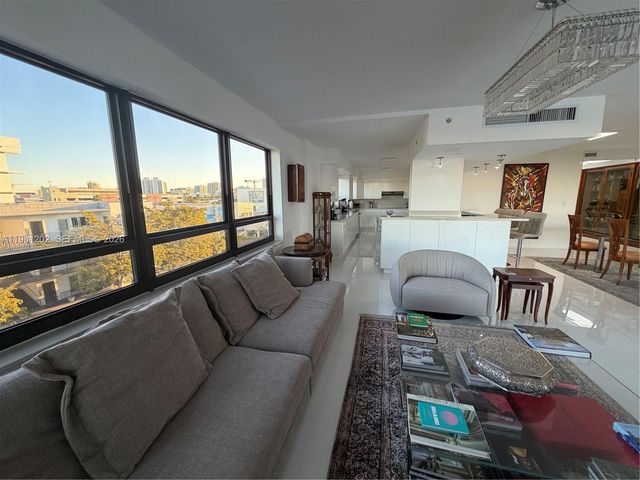 9350 W Bay Harbor Dr 5C, Bay Harbor Islands, FL 33154