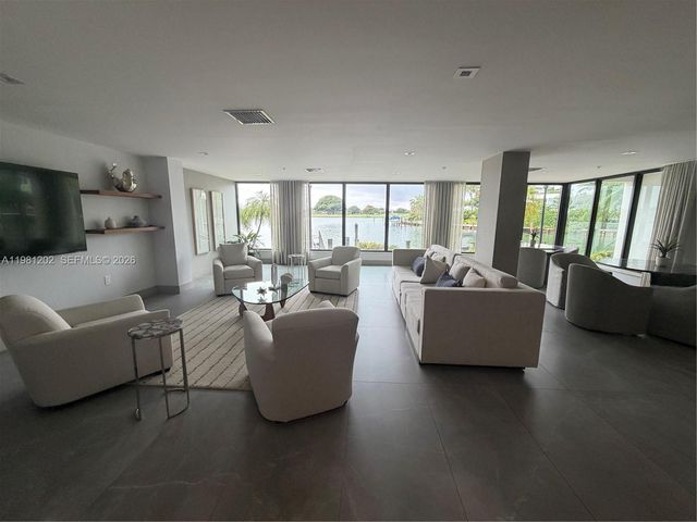 9350 W Bay Harbor Dr 5C, Bay Harbor Islands, FL 33154