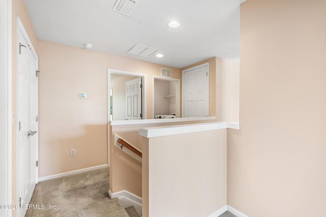 6486 YELLOW LEAF Court, Jacksonville, FL 32258