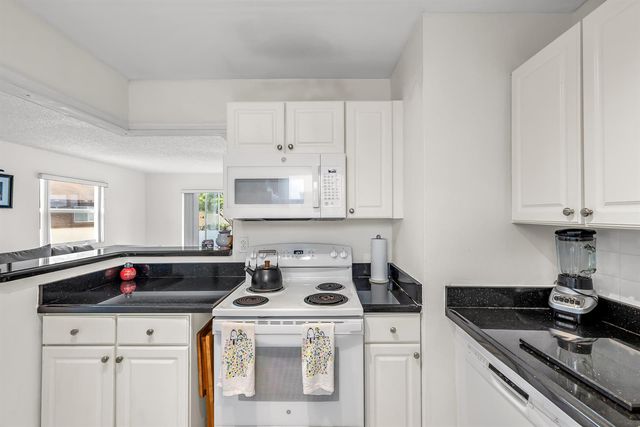 6507 Winfield Boulevard 211ac, Margate, FL 33063