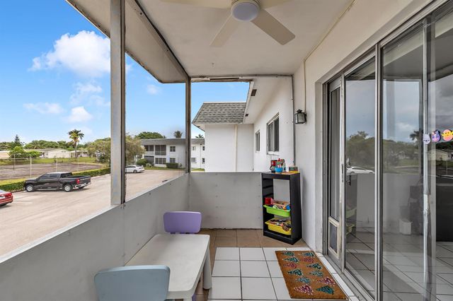 6507 Winfield Boulevard 211ac, Margate, FL 33063