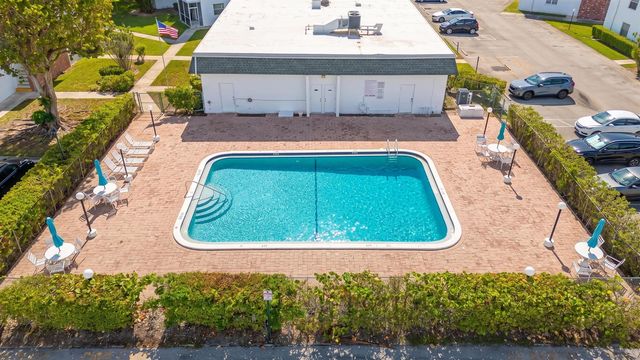6507 Winfield Boulevard 211ac, Margate, FL 33063