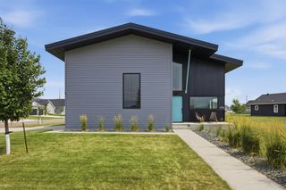 4718 Foxtail Lane S, Fargo, ND 58104