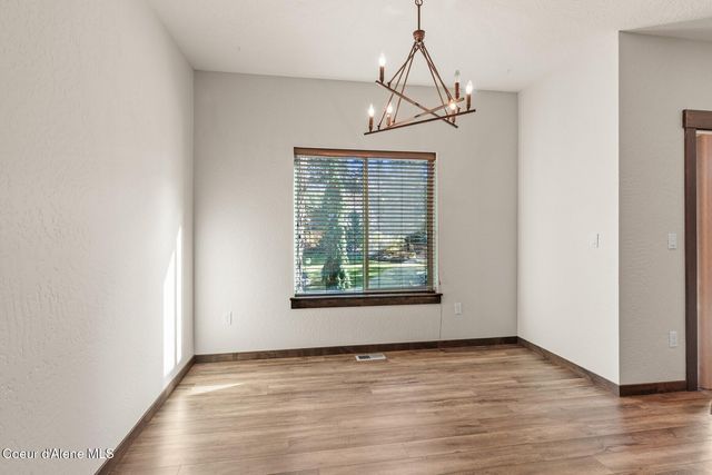 2153 E Thomas Hill Dr, Coeur D'alene, ID 83815