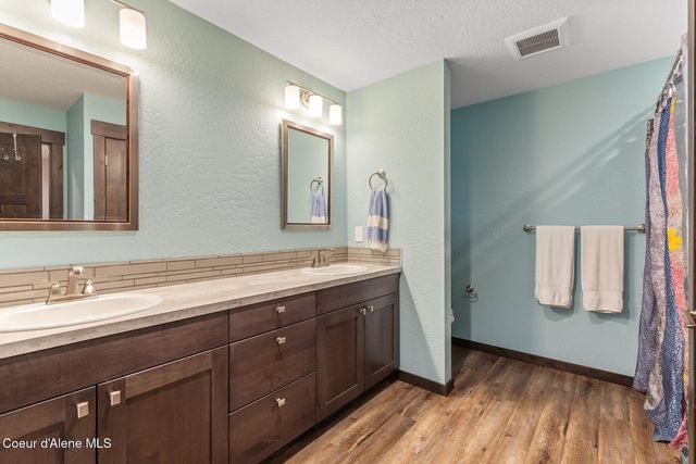 2153 E Thomas Hill Dr, Coeur D'alene, ID 83815