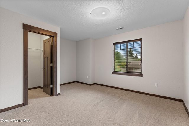 2153 E Thomas Hill Dr, Coeur D'alene, ID 83815