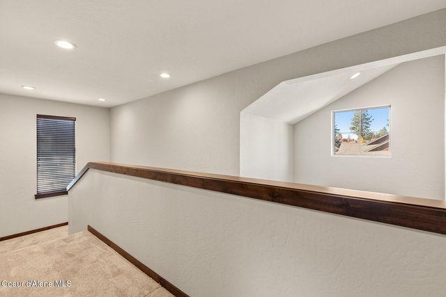 2153 E Thomas Hill Dr, Coeur D'alene, ID 83815