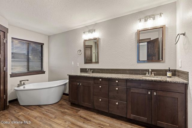 2153 E Thomas Hill Dr, Coeur D'alene, ID 83815