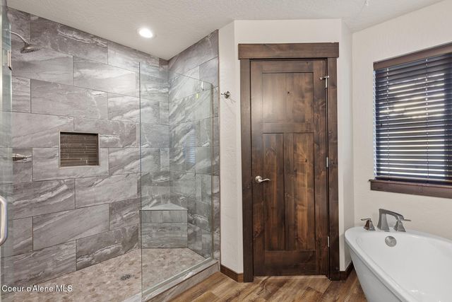 2153 E Thomas Hill Dr, Coeur D'alene, ID 83815