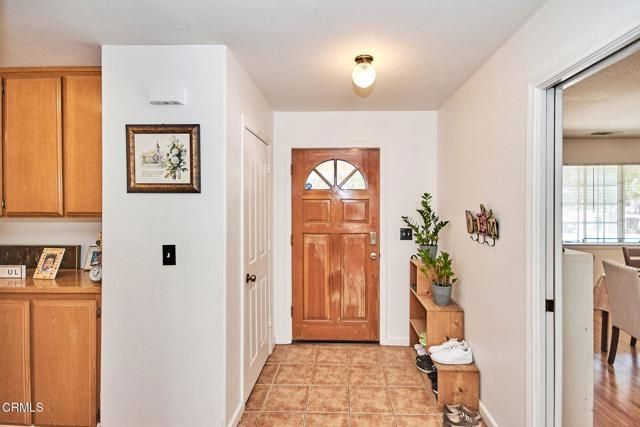 9527 Riggins Road, Phelan, CA 92371