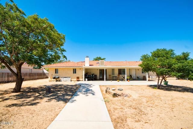 9527 Riggins Road, Phelan, CA 92371