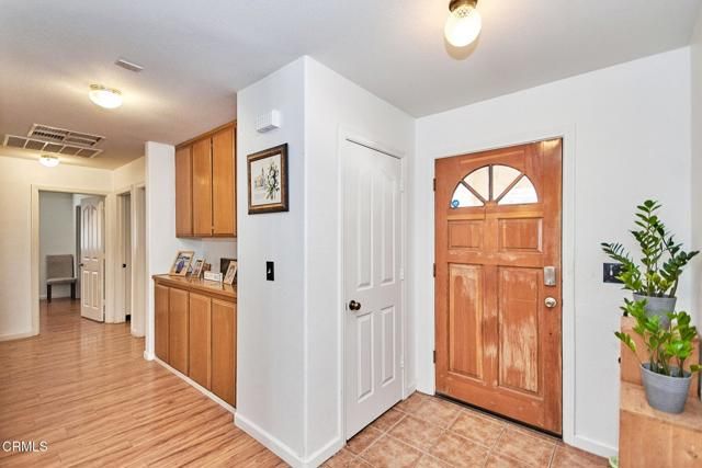 9527 Riggins Road, Phelan, CA 92371