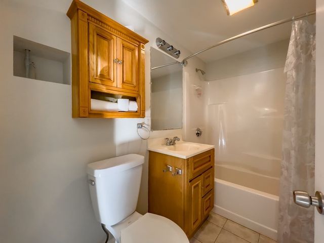 592 American Legion Highway 3, Boston, MA 02131