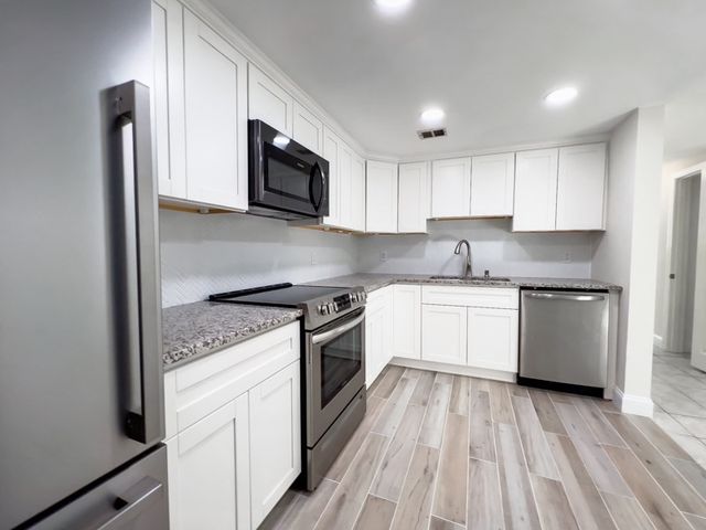 592 American Legion Highway 3, Boston, MA 02131