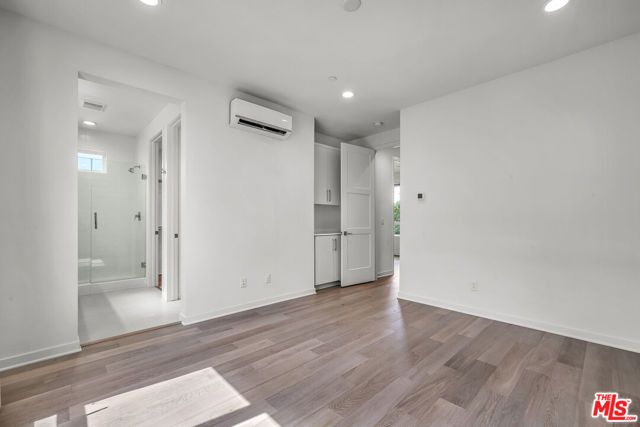 5605 E Alloway Court, Los Angeles, CA 90042