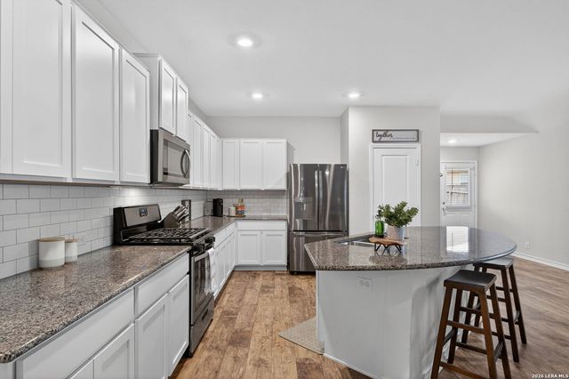 960 Brown Thrasher, San Antonio, TX 78253