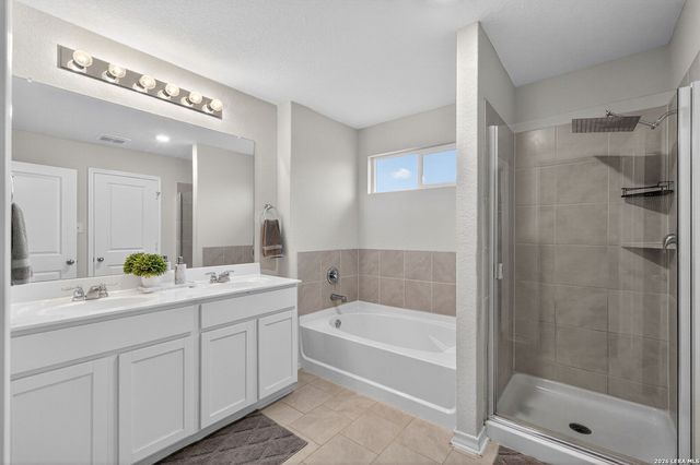 960 Brown Thrasher, San Antonio, TX 78253