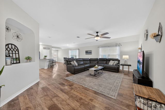 960 Brown Thrasher, San Antonio, TX 78253