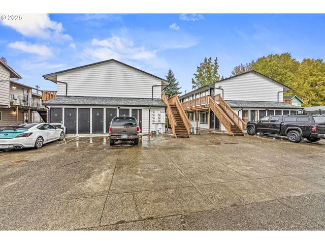 947 7TH Ave, Longview, WA 98632