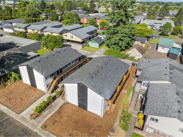 947 7TH Ave, Longview, WA 98632