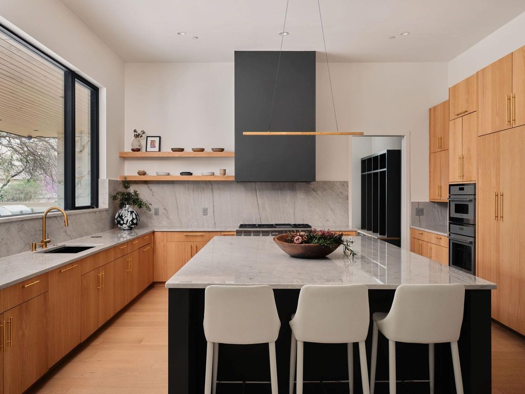 304 Blueridge TRL, Austin, TX 78746