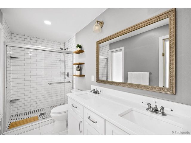 1966 S Macon Way, Aurora, CO 80014
