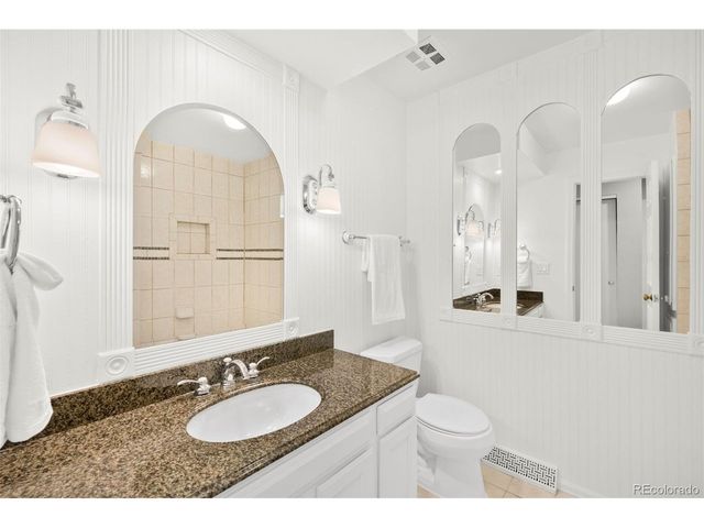 1966 S Macon Way, Aurora, CO 80014