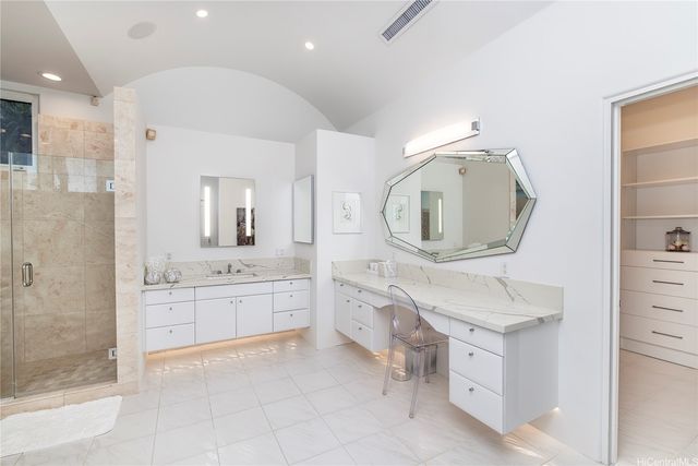 875 Ikena Circle, Honolulu, HI 96821