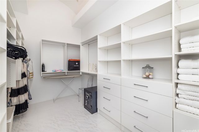 875 Ikena Circle, Honolulu, HI 96821