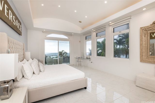 875 Ikena Circle, Honolulu, HI 96821