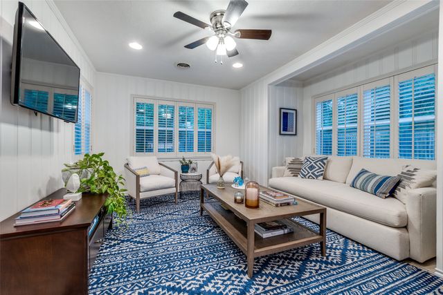 4159 Clover Lane, Dallas, TX 75220