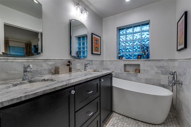 4159 Clover Lane, Dallas, TX 75220