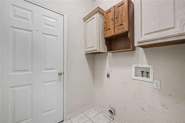 1738 N Hunters Ridge, Fayetteville, AR 72701