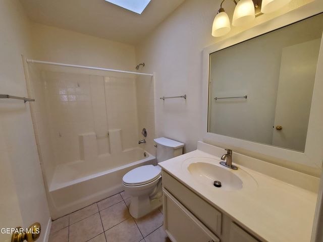 2416 TIERRA HUMEDA Drive, El Paso, TX 79938