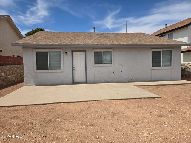 2416 TIERRA HUMEDA Drive, El Paso, TX 79938