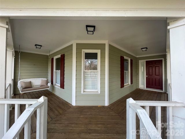 206 Millingport Lane, New London, NC 28127