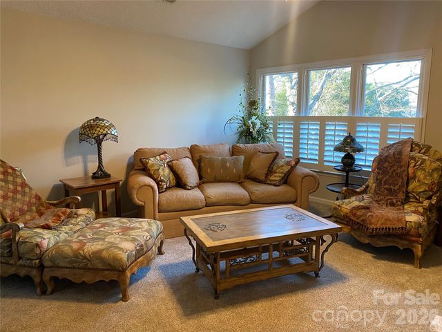 206 Millingport Lane, New London, NC 28127