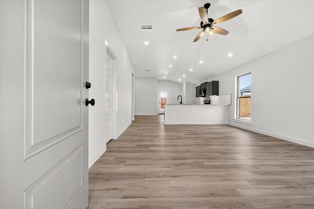 6314 Virginia Avenue, Lubbock, TX 79407