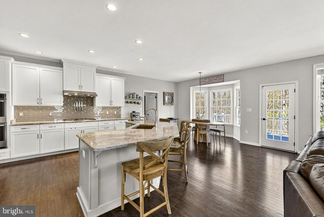 41182 TURTLE DOVE CIR, Aldie, VA 20105