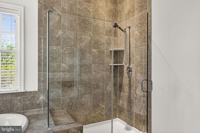 41182 TURTLE DOVE CIR, Aldie, VA 20105