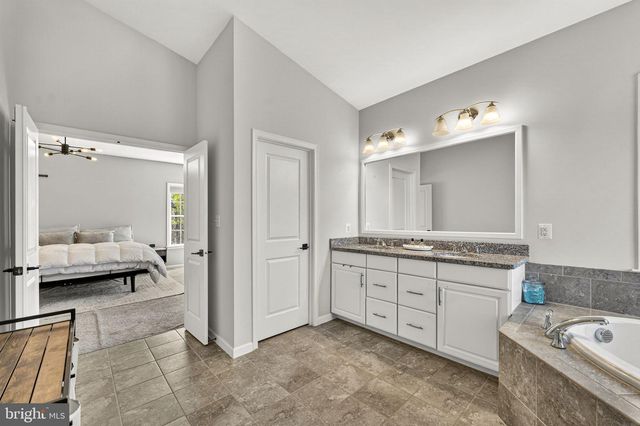 41182 TURTLE DOVE CIR, Aldie, VA 20105